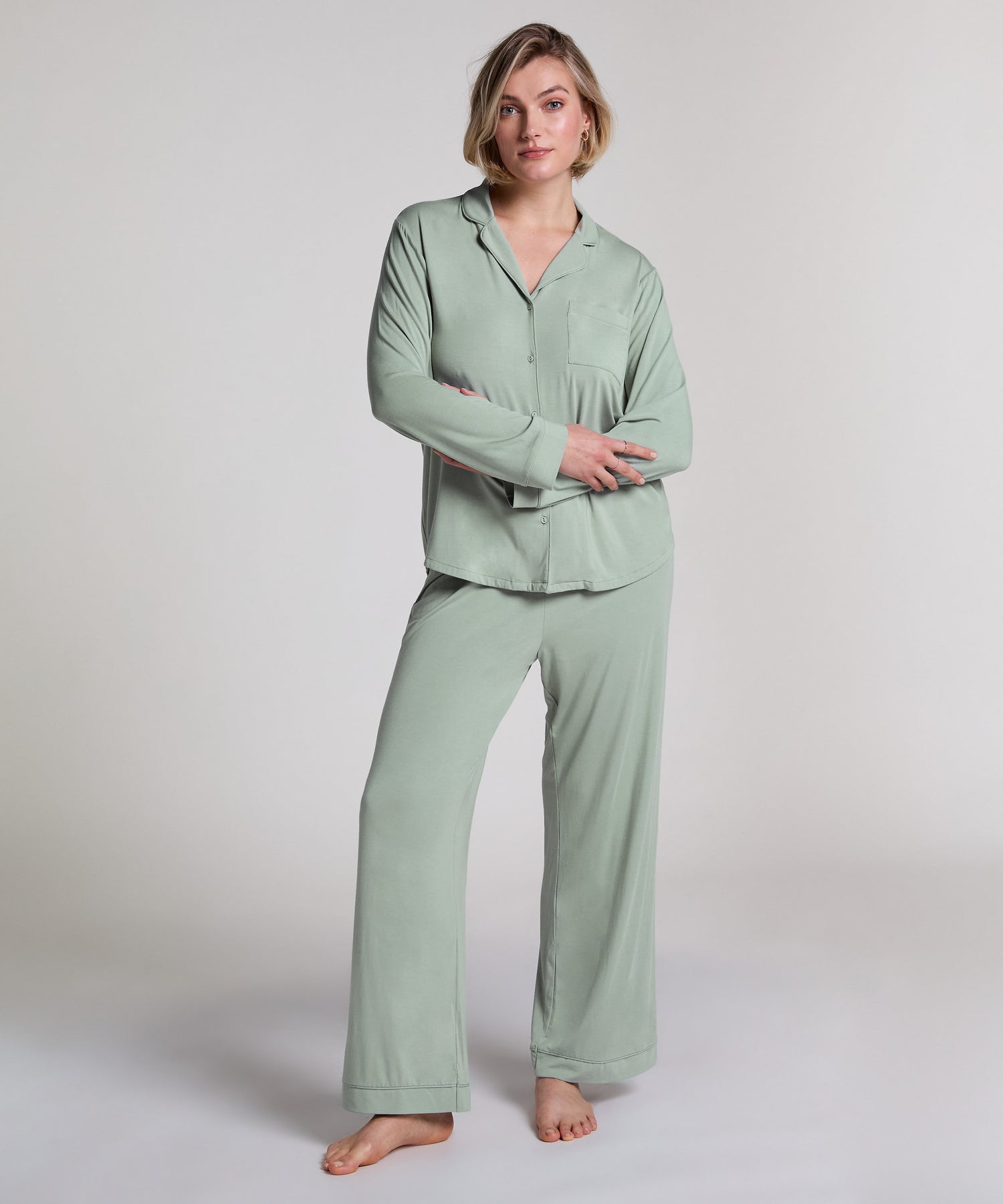 Hunkemoller_Essential Jersey Pants_301470_Iceberg Green_04