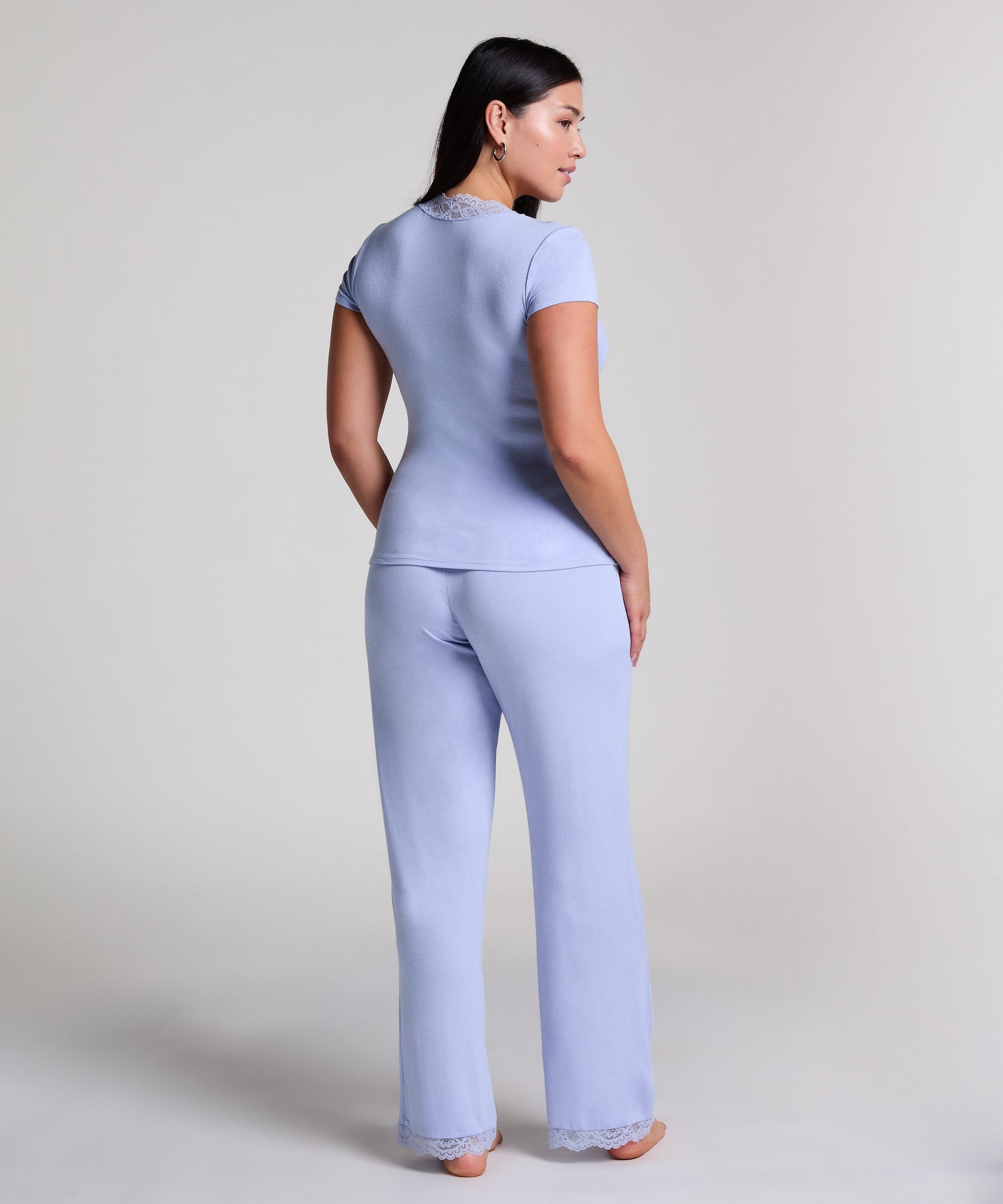 Hunkemoller_Pyjamaset Nanna_301484_Brunnera Blue_03