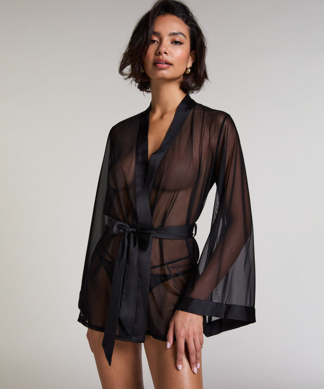 Hunkemoller_Maxime Kimono - Black_301490_Caviar_02