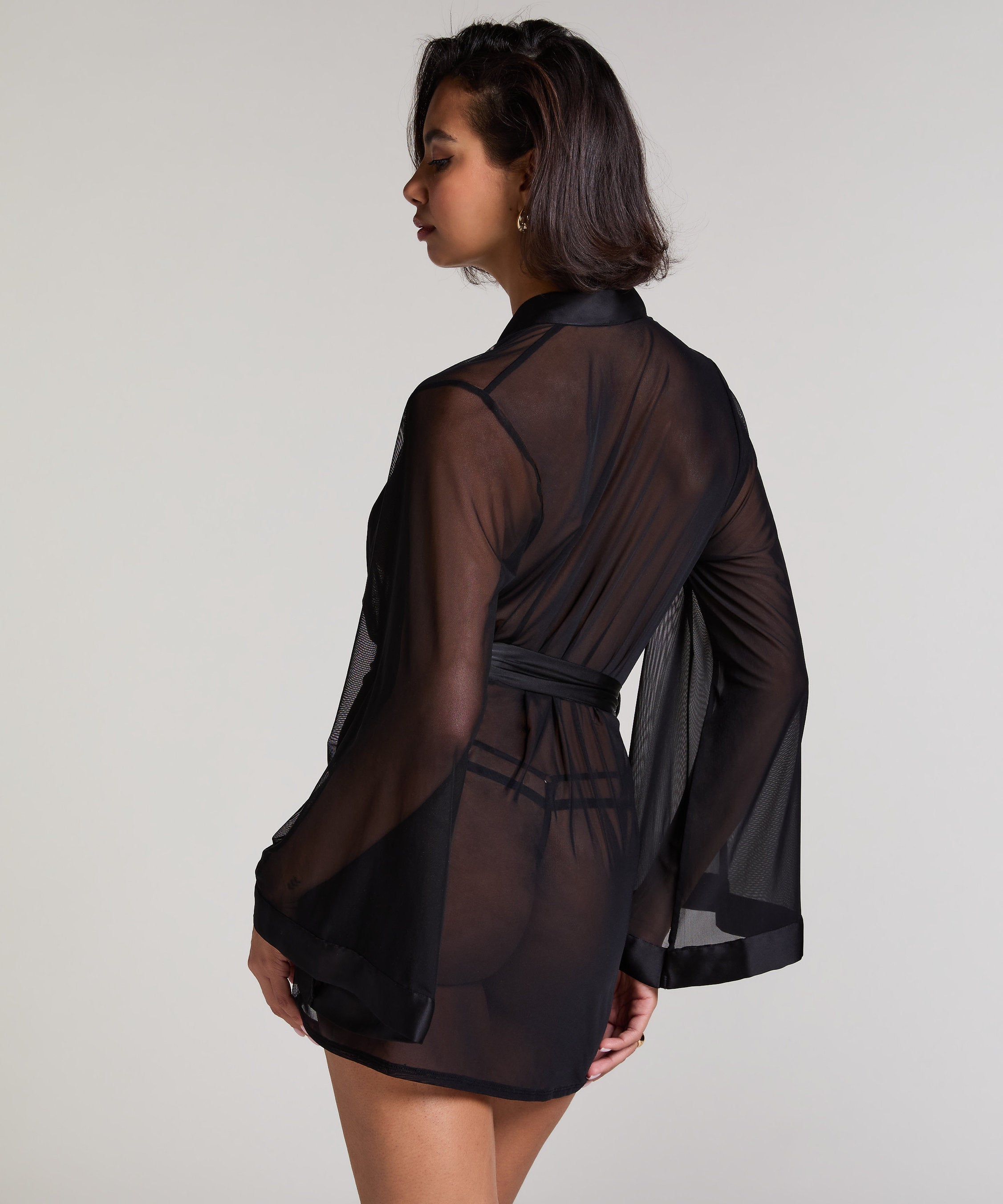 Hunkemoller_Maxime Kimono - Black_301490_Caviar_04
