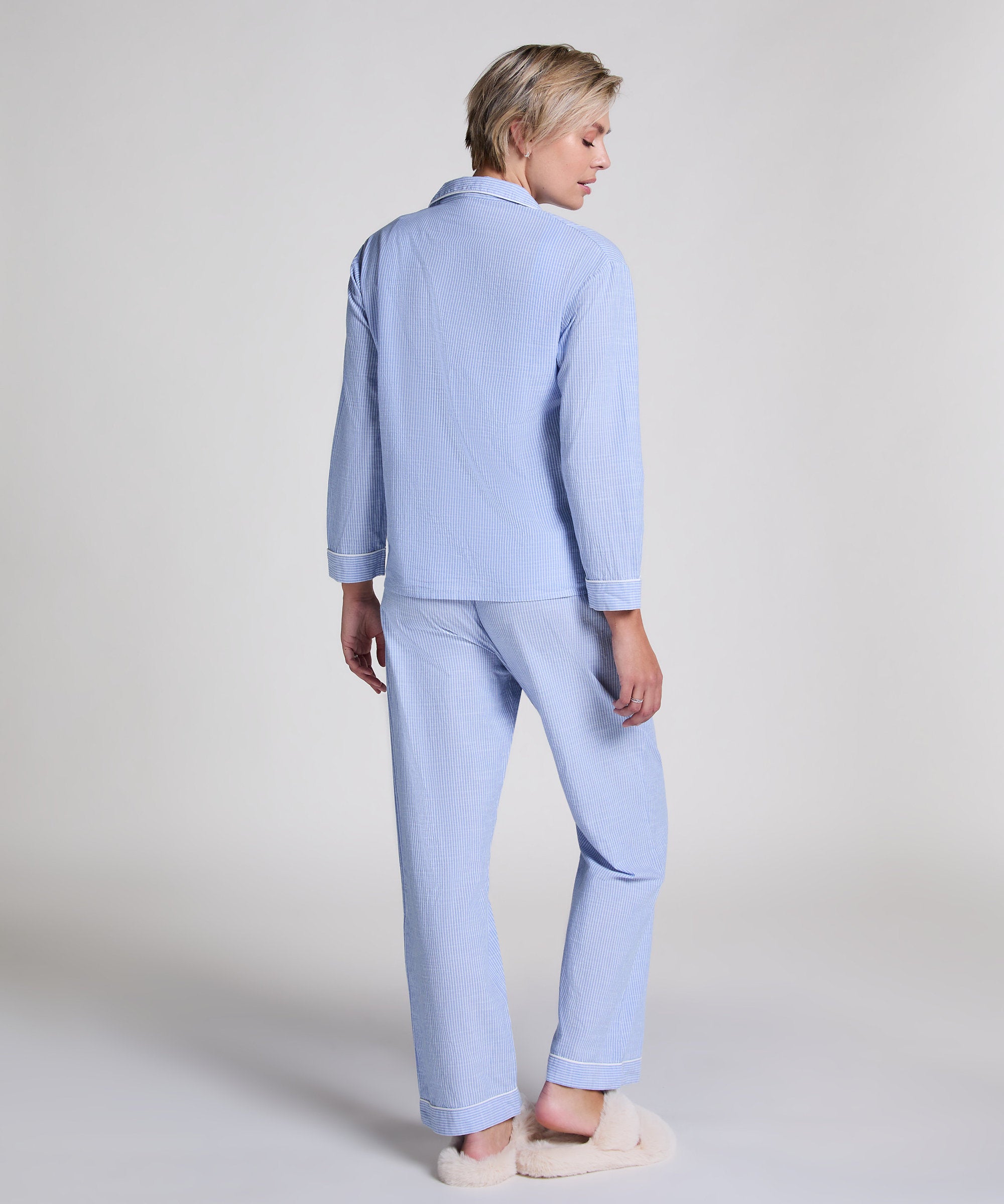 Hunkemoller_Cotton Pyjama Jacket_301491_Hkm Blue_04
