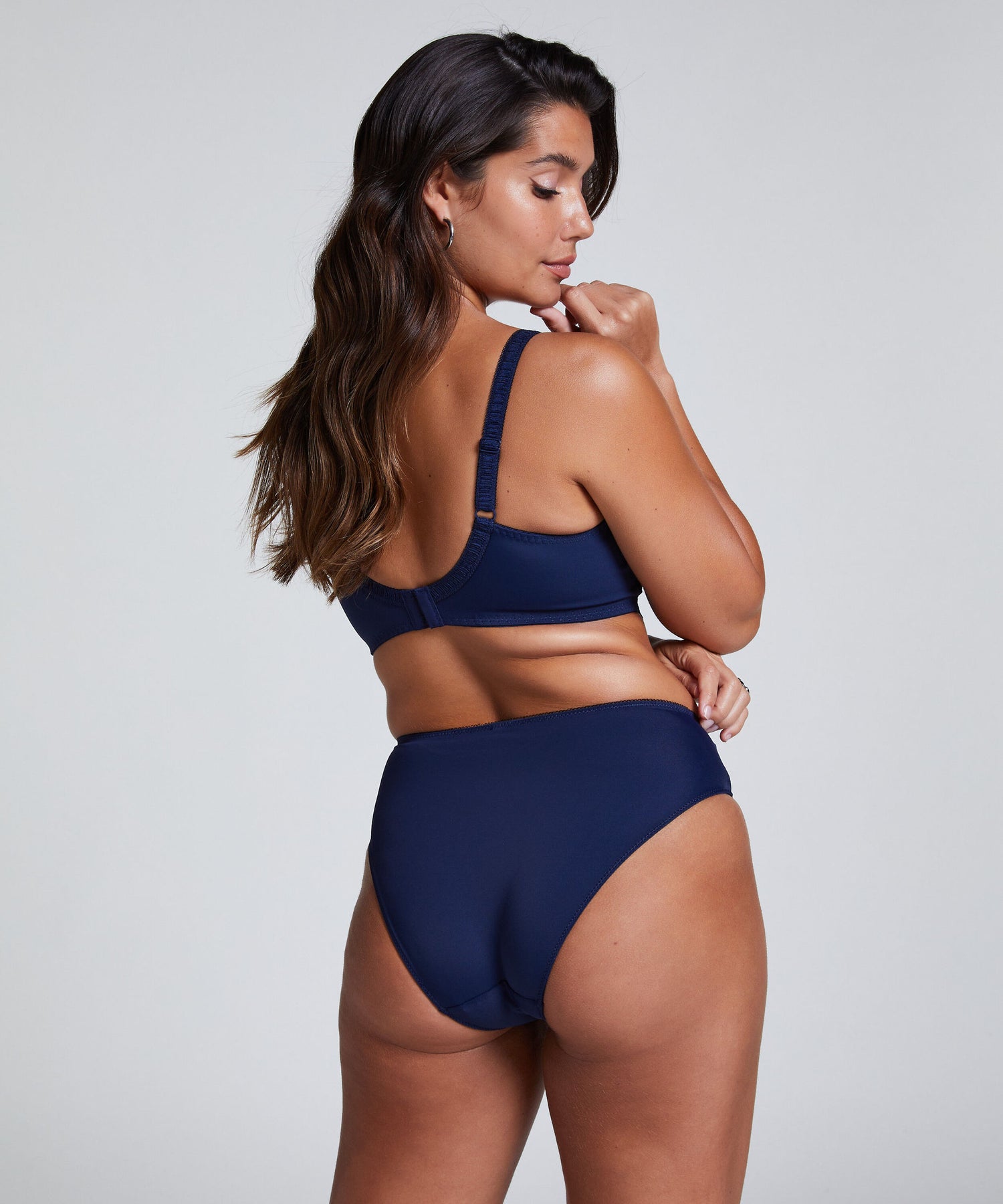 Hunkemoller_Peacoat_Diva High Knickers_301573_Peacoat_08