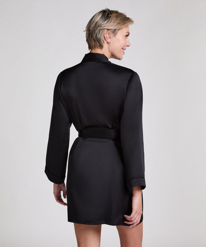 Hunkemoller_Black_Satin Kimono_301690_Black_04