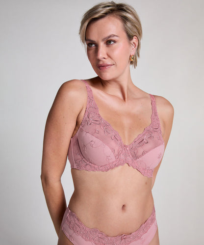 Hunkemoller_Lilas_Diva Non-Padded Underwired Bra in Different Cup Sizes_301837_Lilas_01
