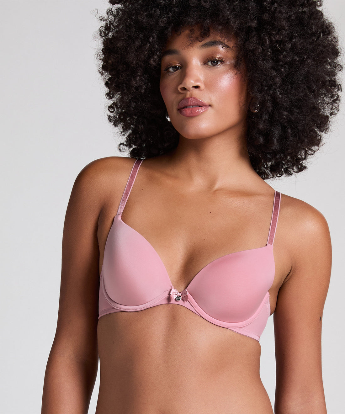 Hunkemoller_Lilas_Plunge Padded Underwired Bra in Different Cup Sizes_301850_Lilas_01