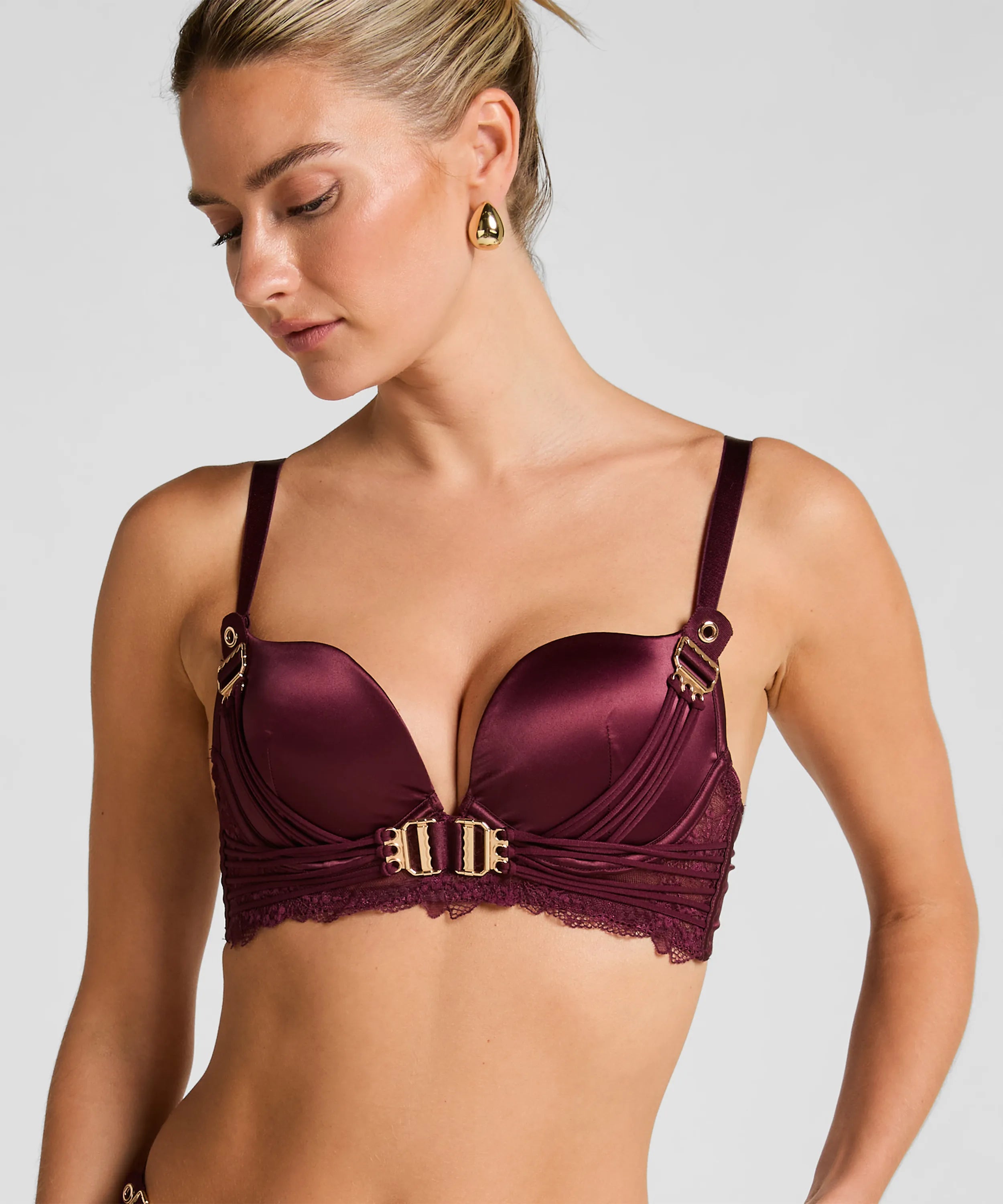 Hunkemoller_Red_Avela Padded Underwired Longline Push-Up Bra in Different Cup Sizes_302376_Zinfandel_01