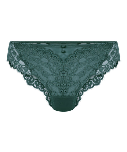 Hunkemoller_Stormy Weather_Daisy Brazilian_302427_Stormy Weather_04