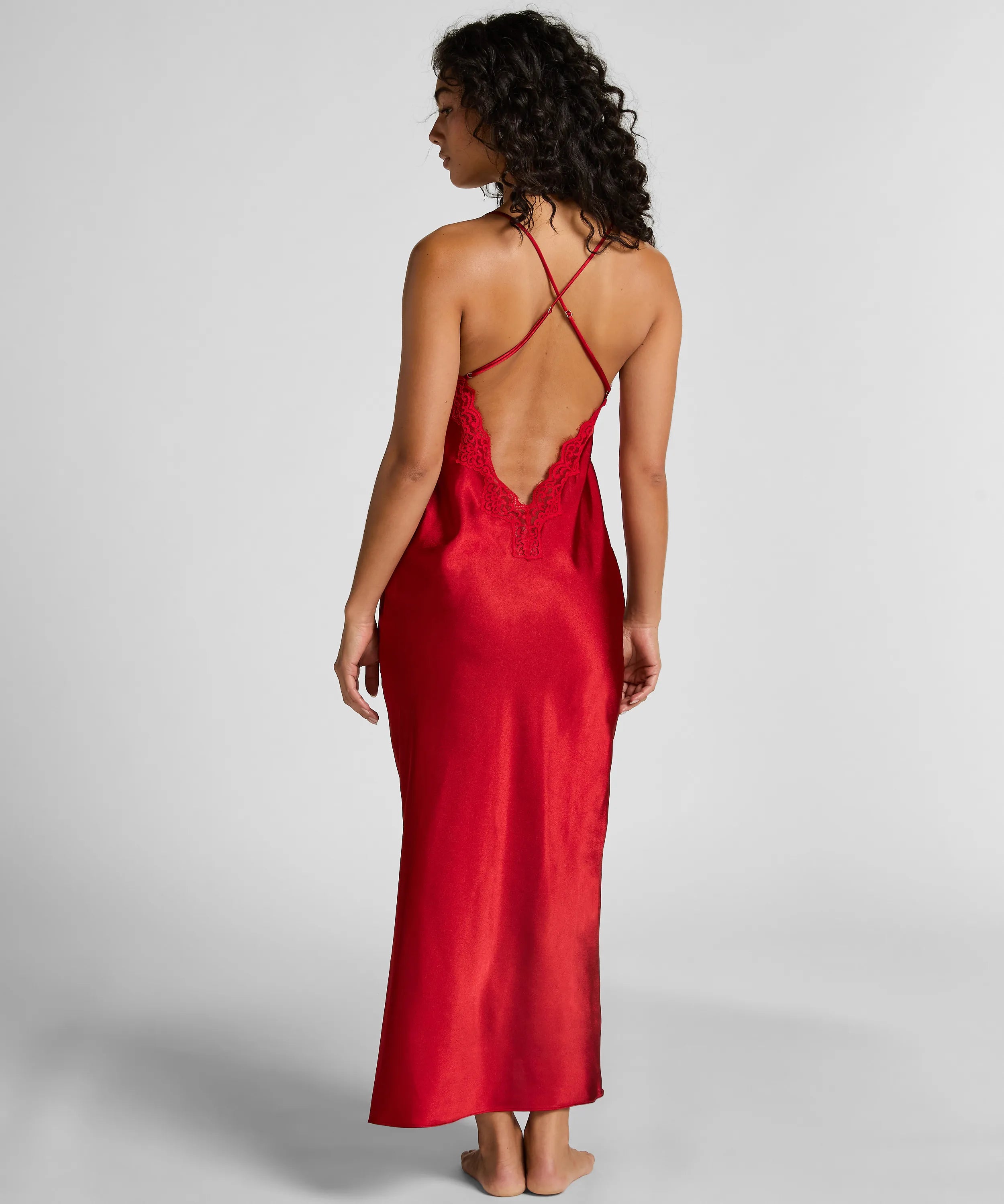 Hunkemoller_Red_Mya Slipdress_302696_Chili Pepper_04