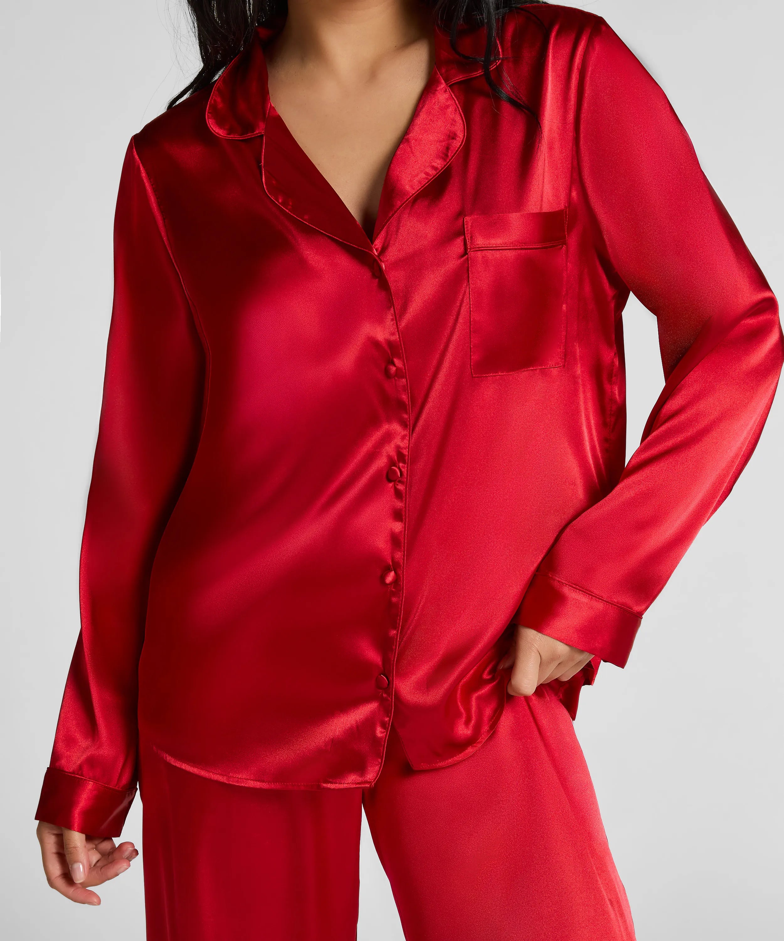 Hunkemoller_Red_Pyjamaset Satin_302699_Chili Pepper_02