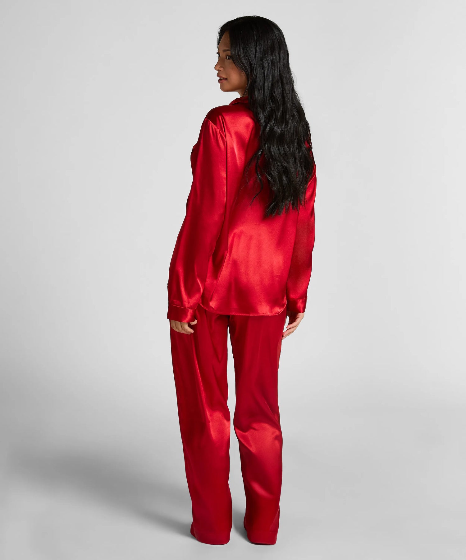 Hunkemoller_Red_Pyjamaset Satin_302699_Chili Pepper_03