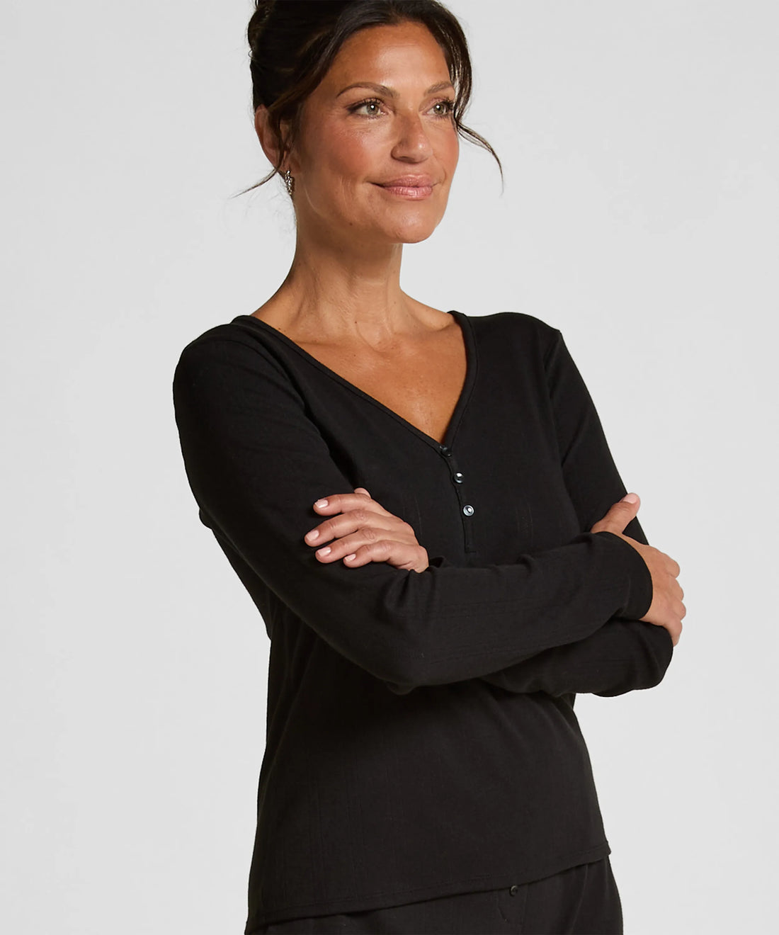 Hunkemoller_Black_Longsleeved Pyjama Top Henley_302713_Black_01