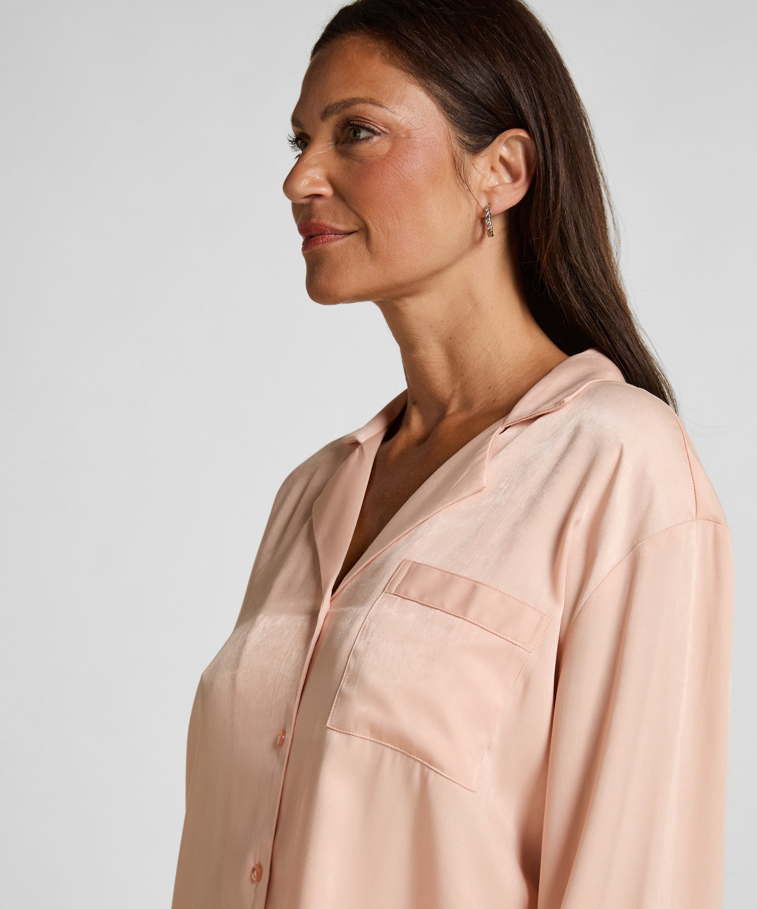 Hunkemoller_Pink_Ayla Satin Long-Sleeved Jacket_302769_Pink_02