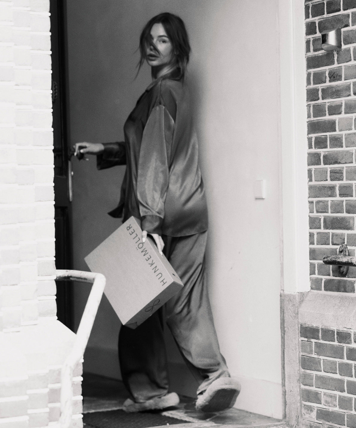 Hunkemoller_Vintage Indigo_Satin Trousers_302770_Vintage Indigo_01