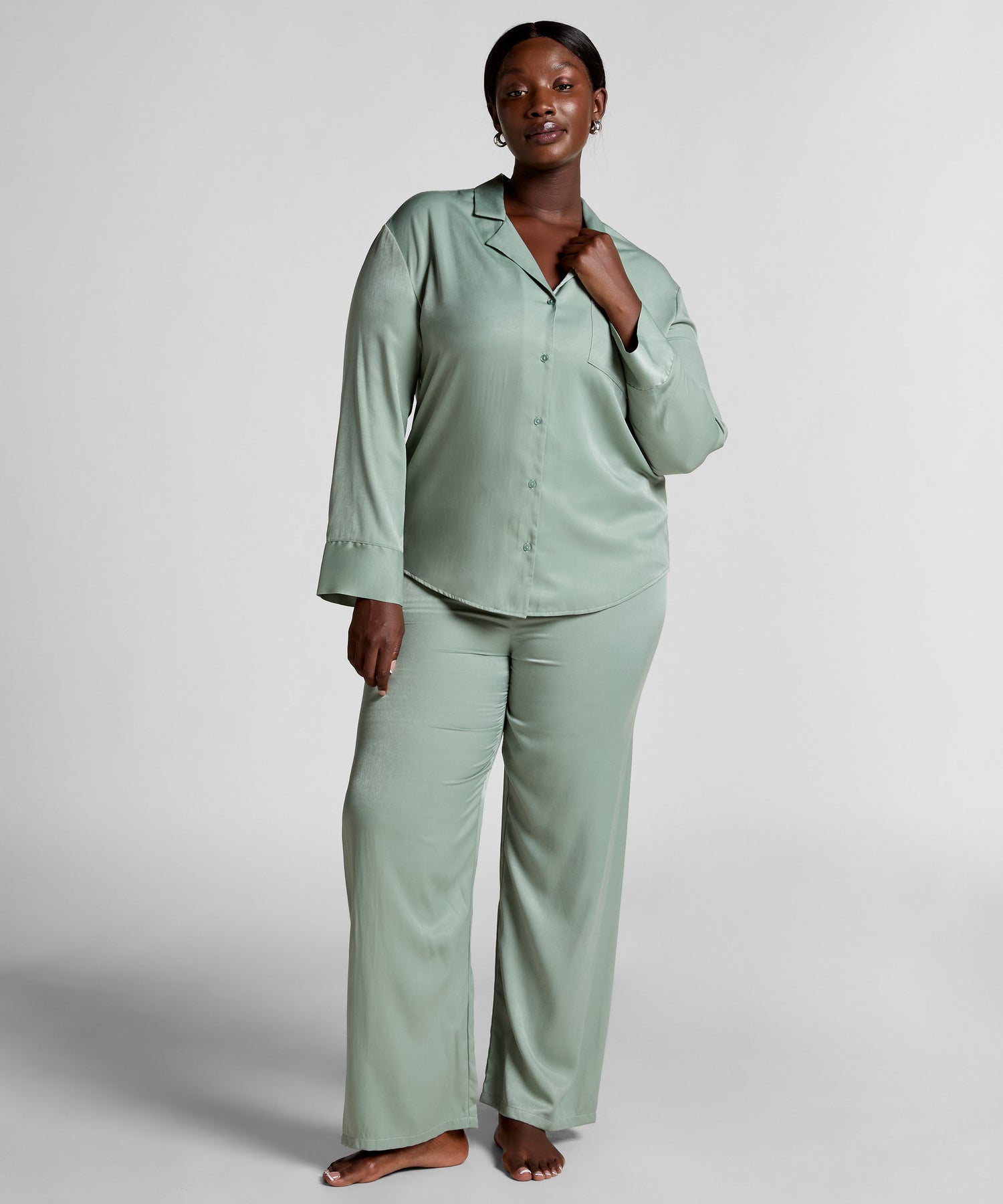Hunkemoller_Iceberg Green_Satin Trousers_302771_Iceberg Green_04