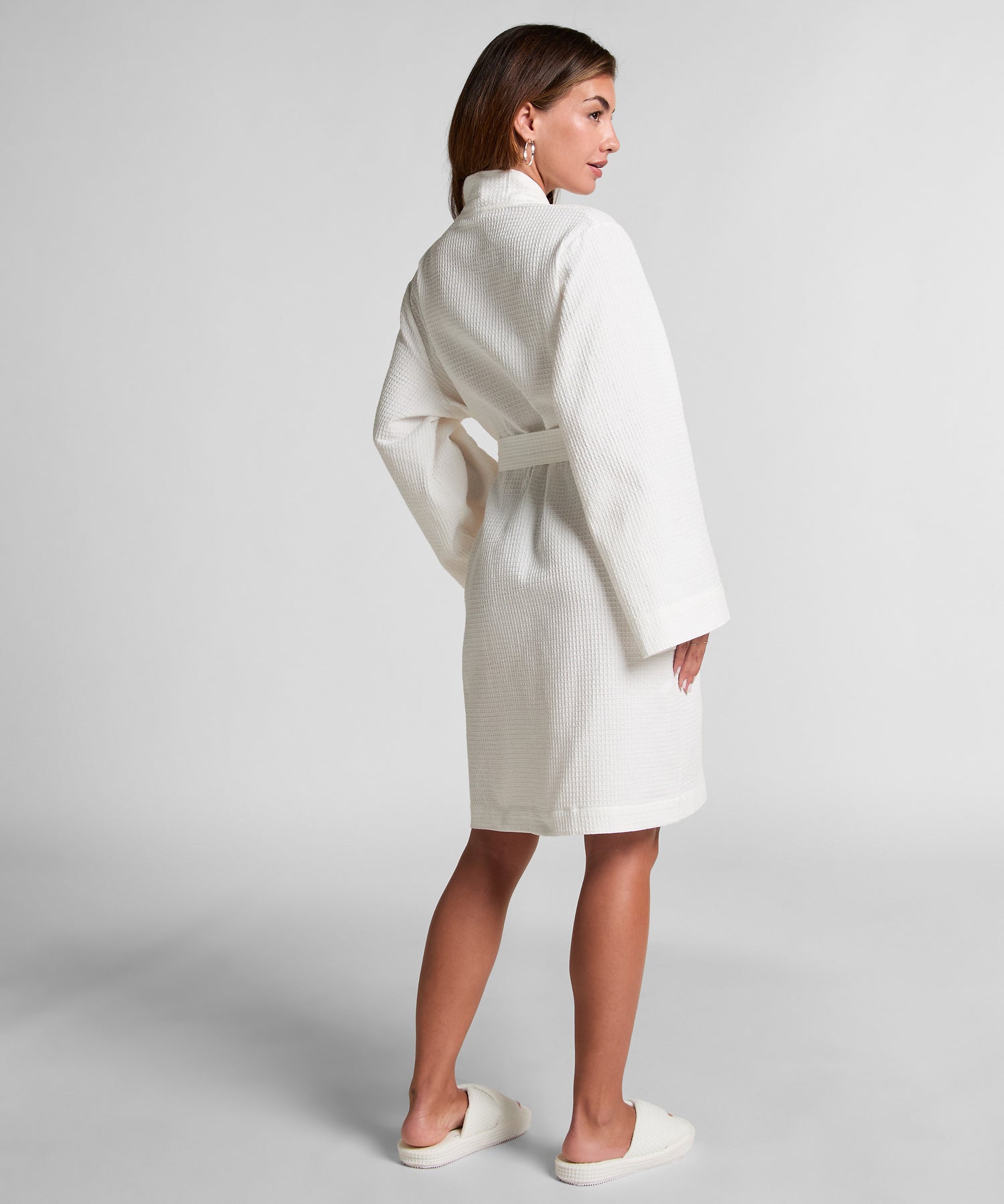 Hunkemoller_White_Waffle Bathrobe_302789_White_03