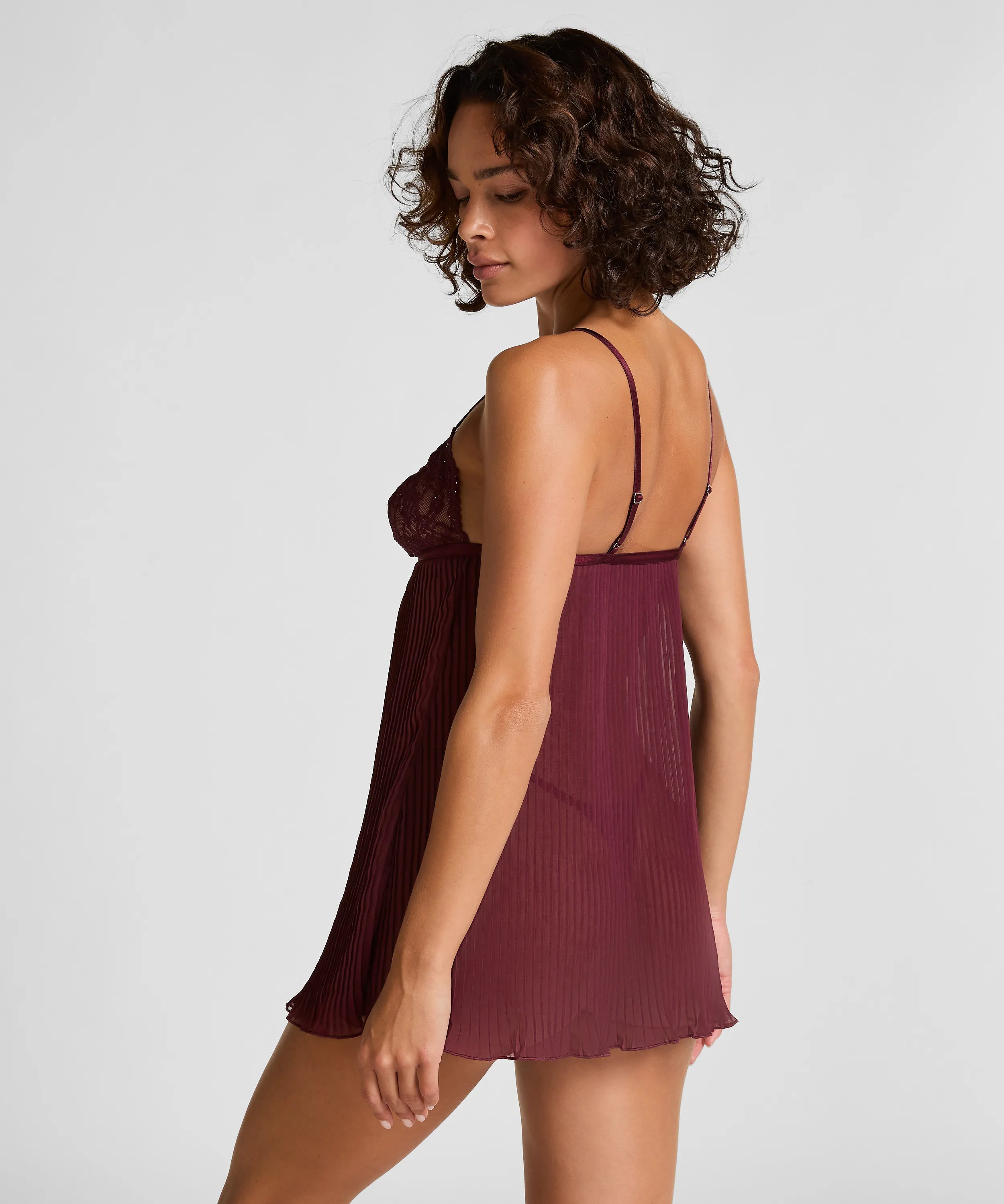 Hunkemoller_Red_Isadora Babydoll_302834_Zinfandel_03