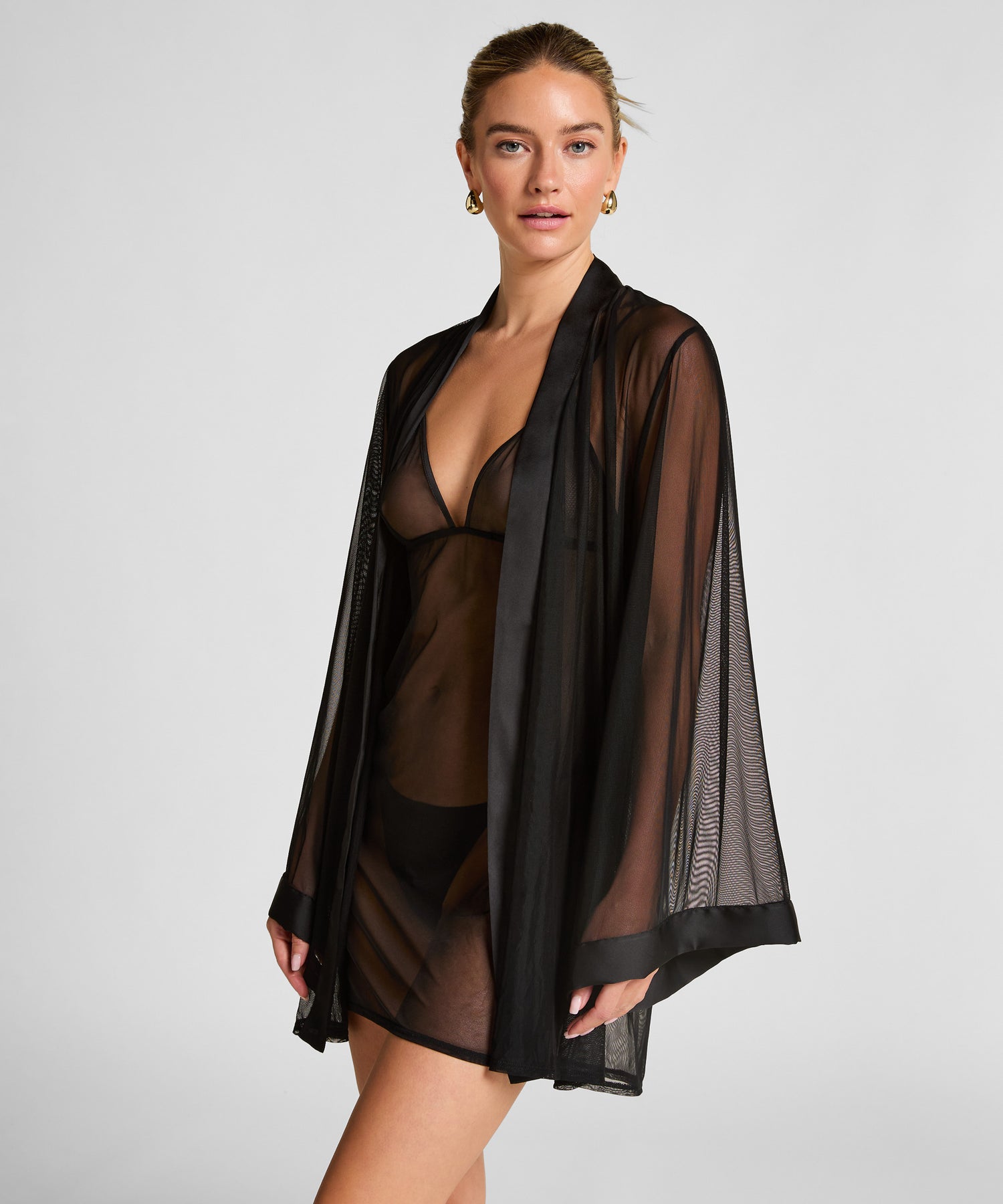Hunkemoller_Caviar_Marie Kimono_302847_Caviar_03