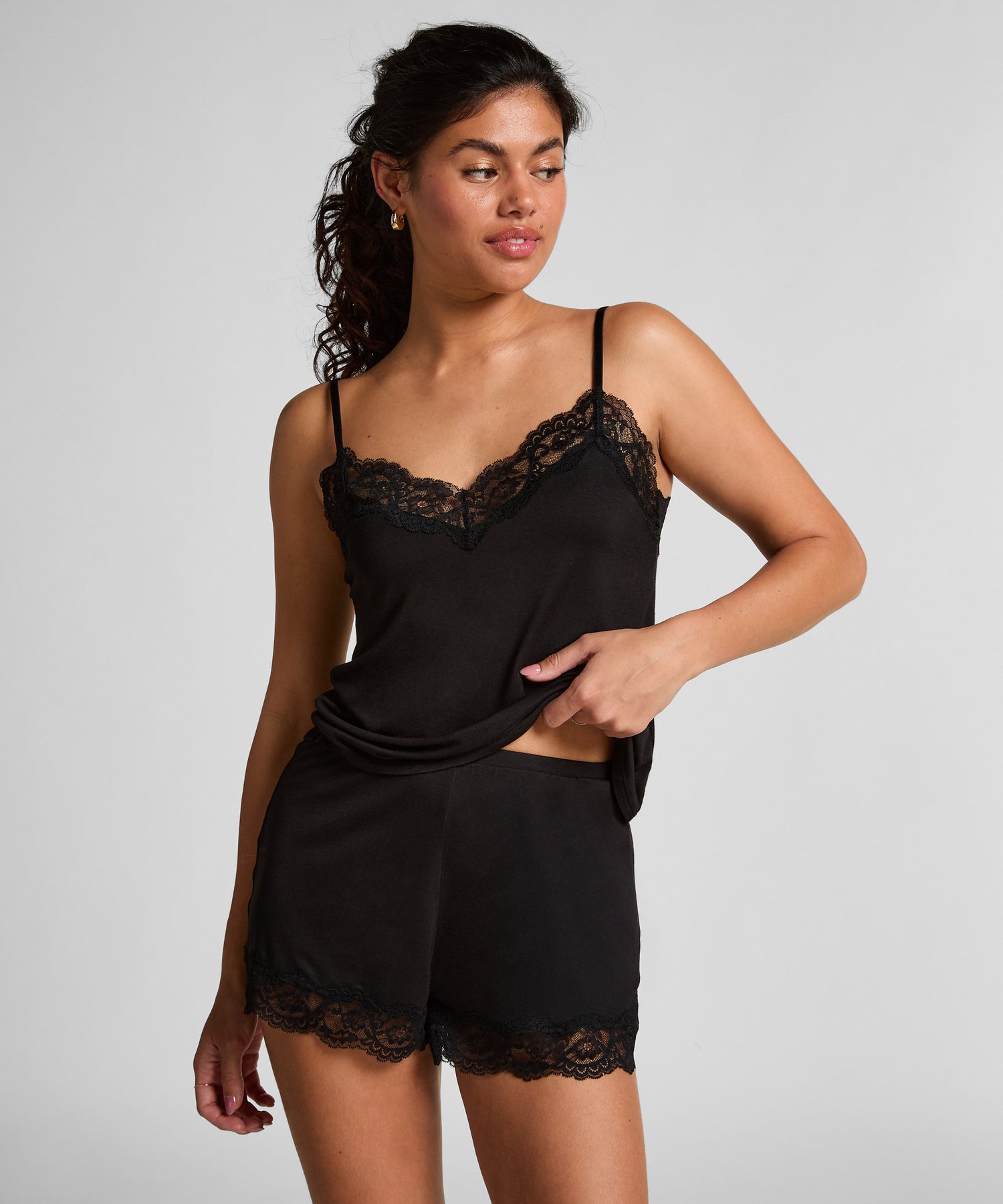 Hunkemoller_Black_Pyjama Set_302848_Black_01