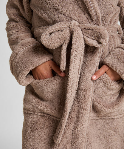 Hunkemoller_Etherea_Fleece Bathrobe_302849_Etherea_02