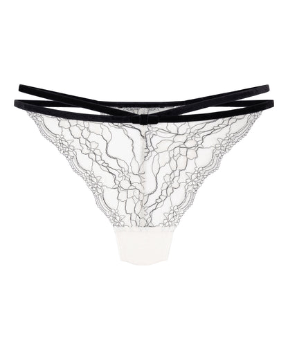 Hunkemoller_Birch_Agnes Highleg String_303004_Birch_04