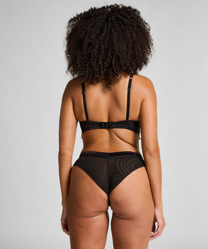 Hunkemoller_Caviar_Zoe Padded Longline Underwired Bra in Different Cup Sizes_303113_Caviar_04