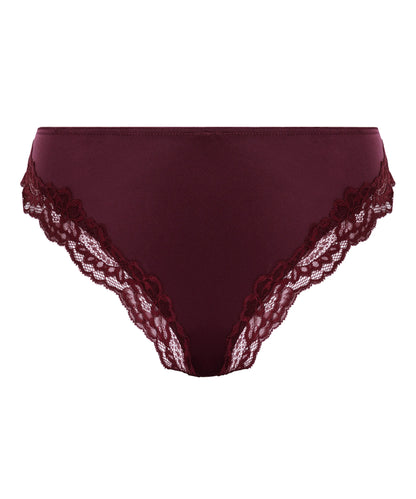 Hunkemoller_Purple_Lace &amp; Shine Brazilian_303254_Fig_05