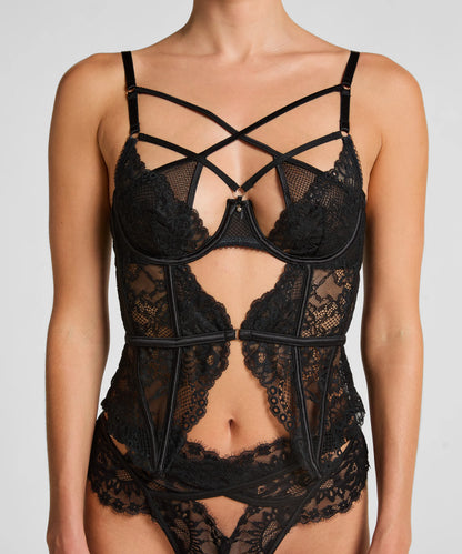 Hunkemoller_Black_Anna Bustier in Different Cup Sizes_303479_Caviar_02