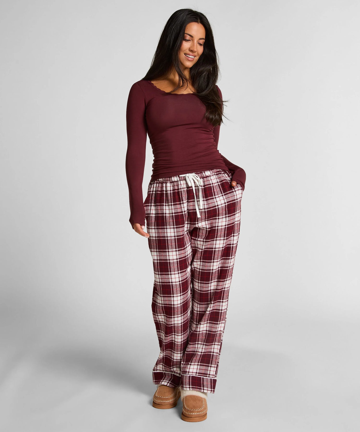 Hunkemoller_Purple_Longsleeved Jersey Pyjama Top_303575_Windsor Wine_03