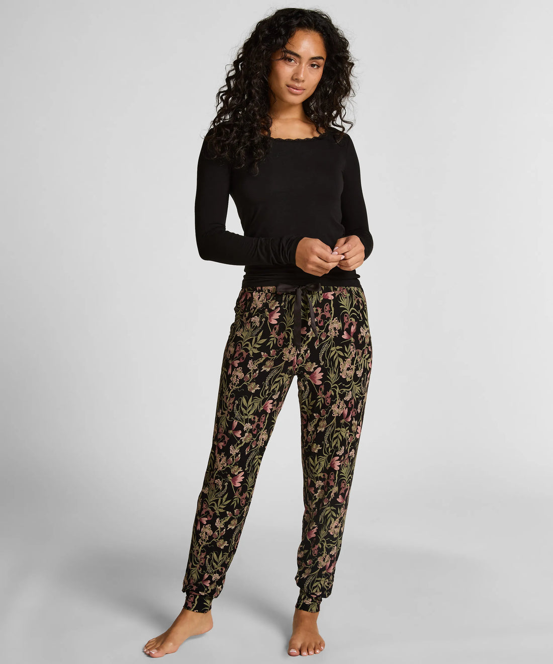 Hunkemoller_Black_Jersey Pyjama Pants_303577_Caviar_01