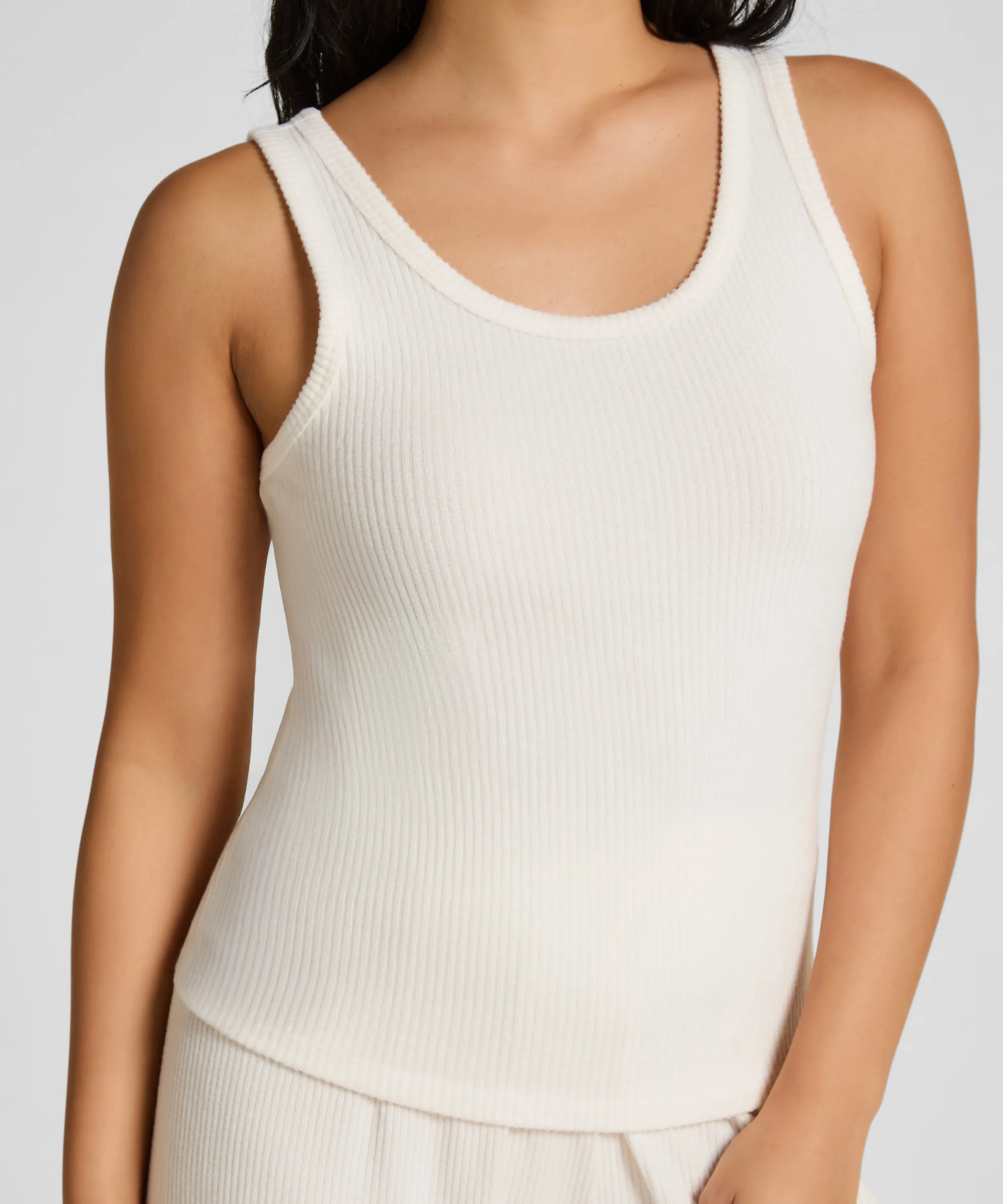 Hunkemoller_White_Singlet Brushed Jersey Rib_303583_Gardenia_02