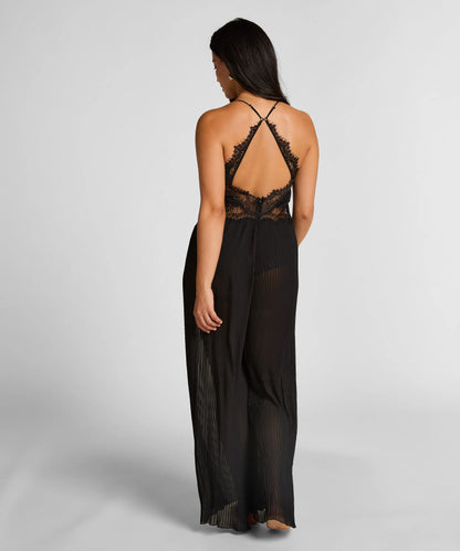 Hunkemoller_Black_Jumpsuit Zaphira_303606_Caviar_04