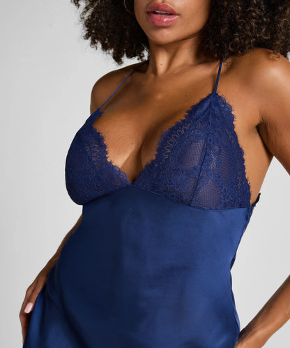 Hunkemoller_Blue_Dorothy Slipdress_303608_Twilight Blue_02