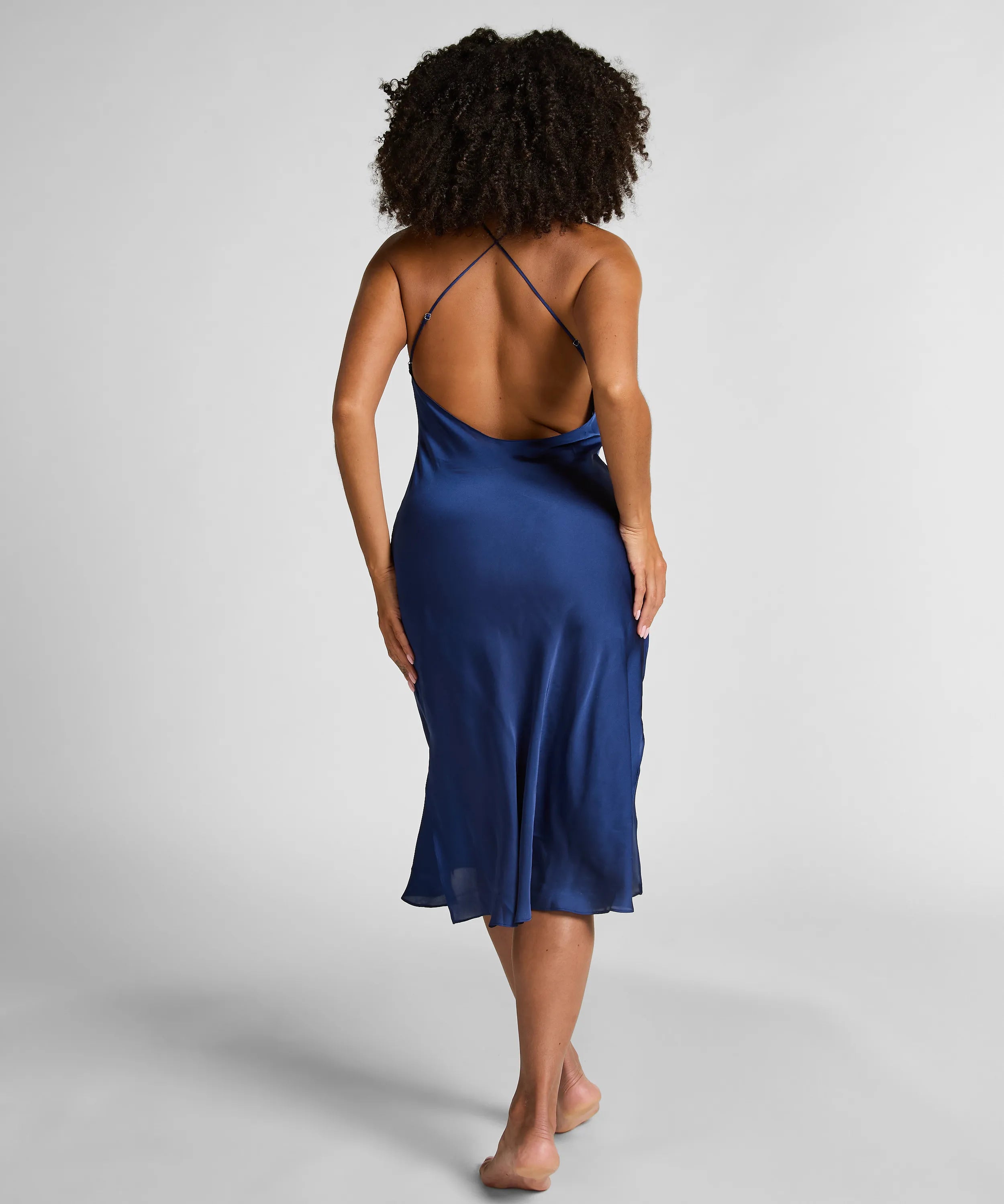 Hunkemoller_Blue_Dorothy Slipdress_303608_Twilight Blue_03