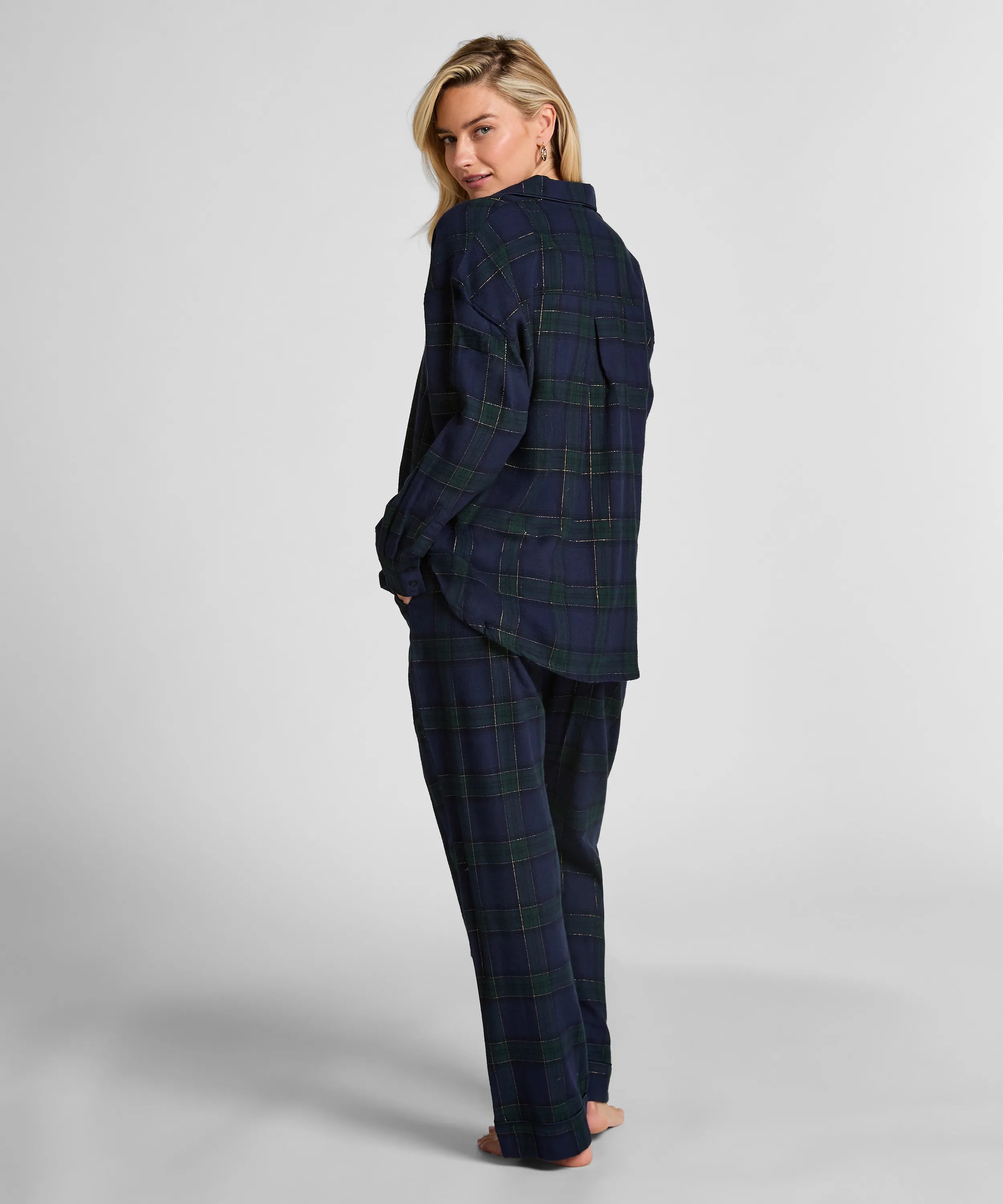 Hunkemoller_Blue_Flannel Pyjama Top_303622_Naval Academy_04