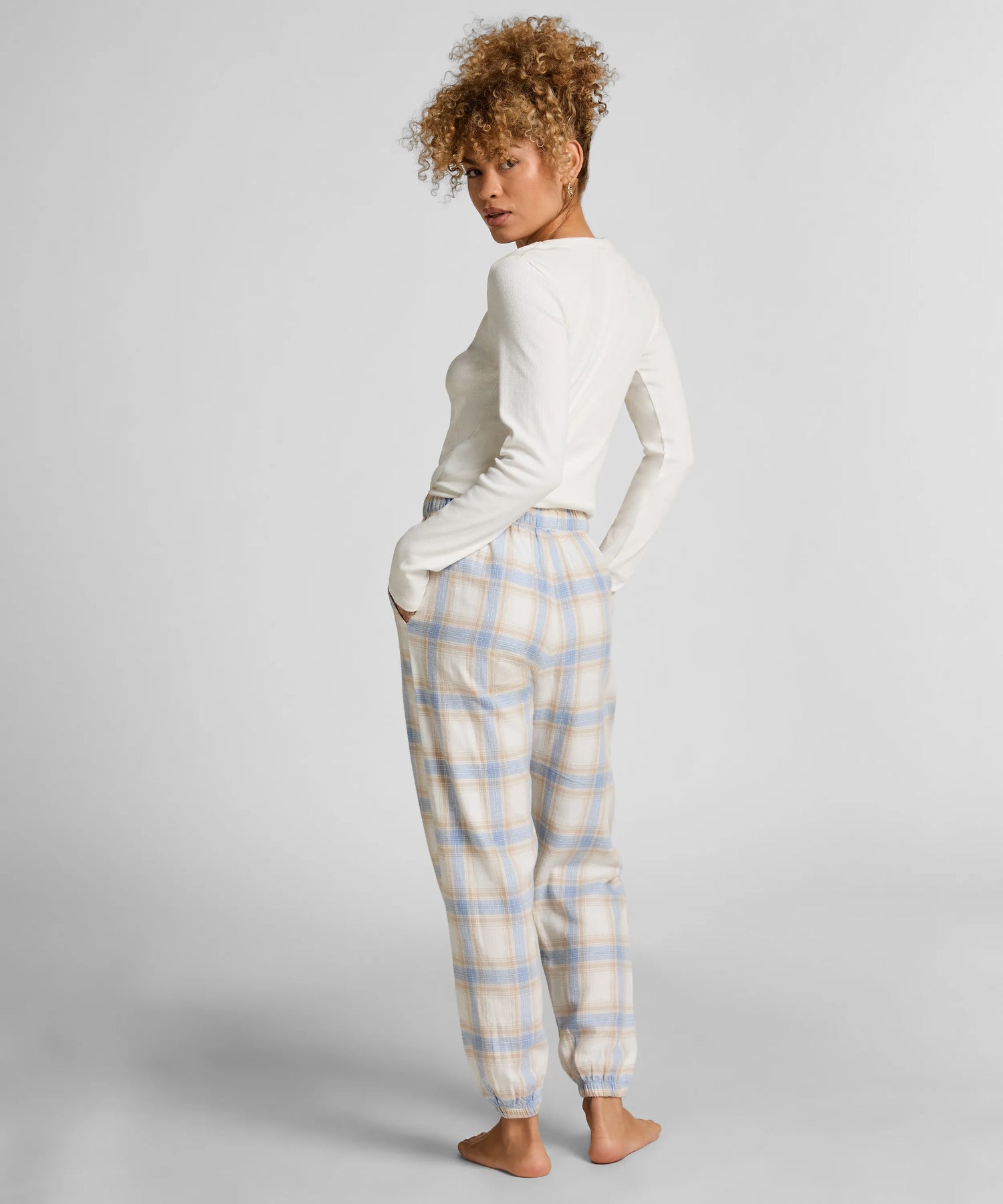 Hunkemoller_Blue_Flannel Pyjama Pants_303627_Zen Blue_03