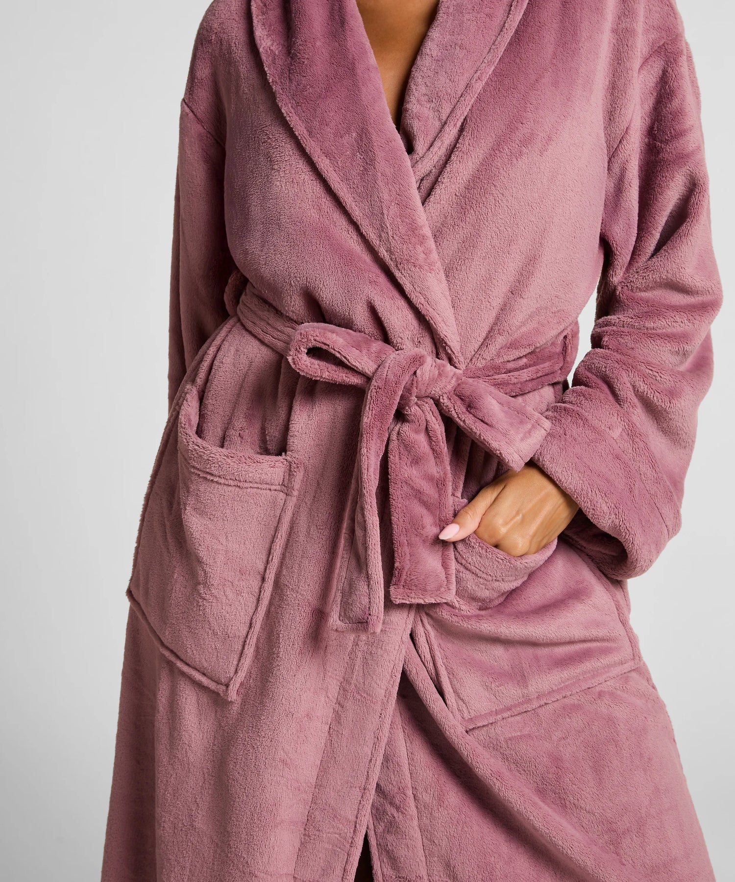 Hunkemoller_Purple_Soft Fleece Bathrobe_303664_HKM Purple_02