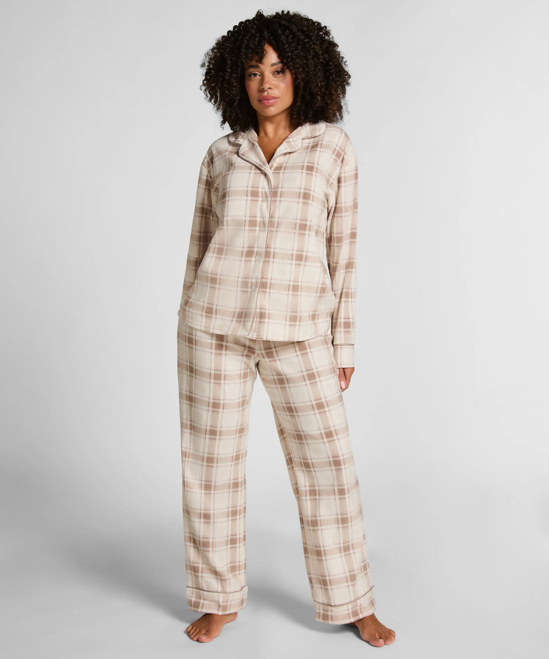 Hunkemoller_White_Pyjamaset Polar Fleece_303670_Whitecap Gray_01