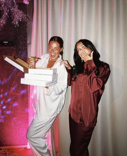 Hunkemoller_Purple_Satin Print Long Sleeve Pyjamas_303711_Fig_05