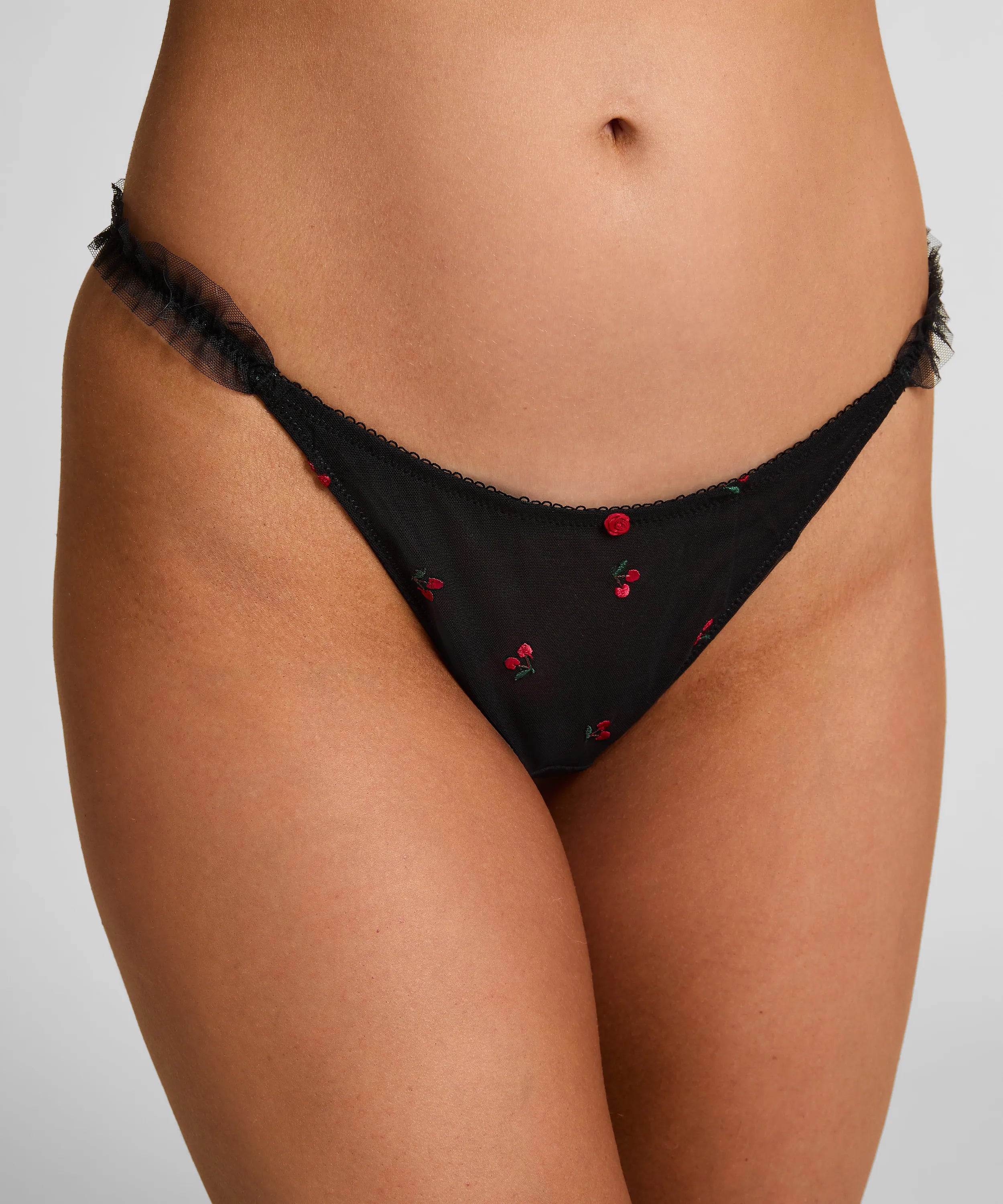 Hunkemoller Caviar Women Chelsey Highleg Thong SKU: 303939_Caviar Image 02