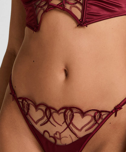 Hunkemoller Cabernet Women Olivia Highleg Thong SKU: 304091_Cabernet Image 03