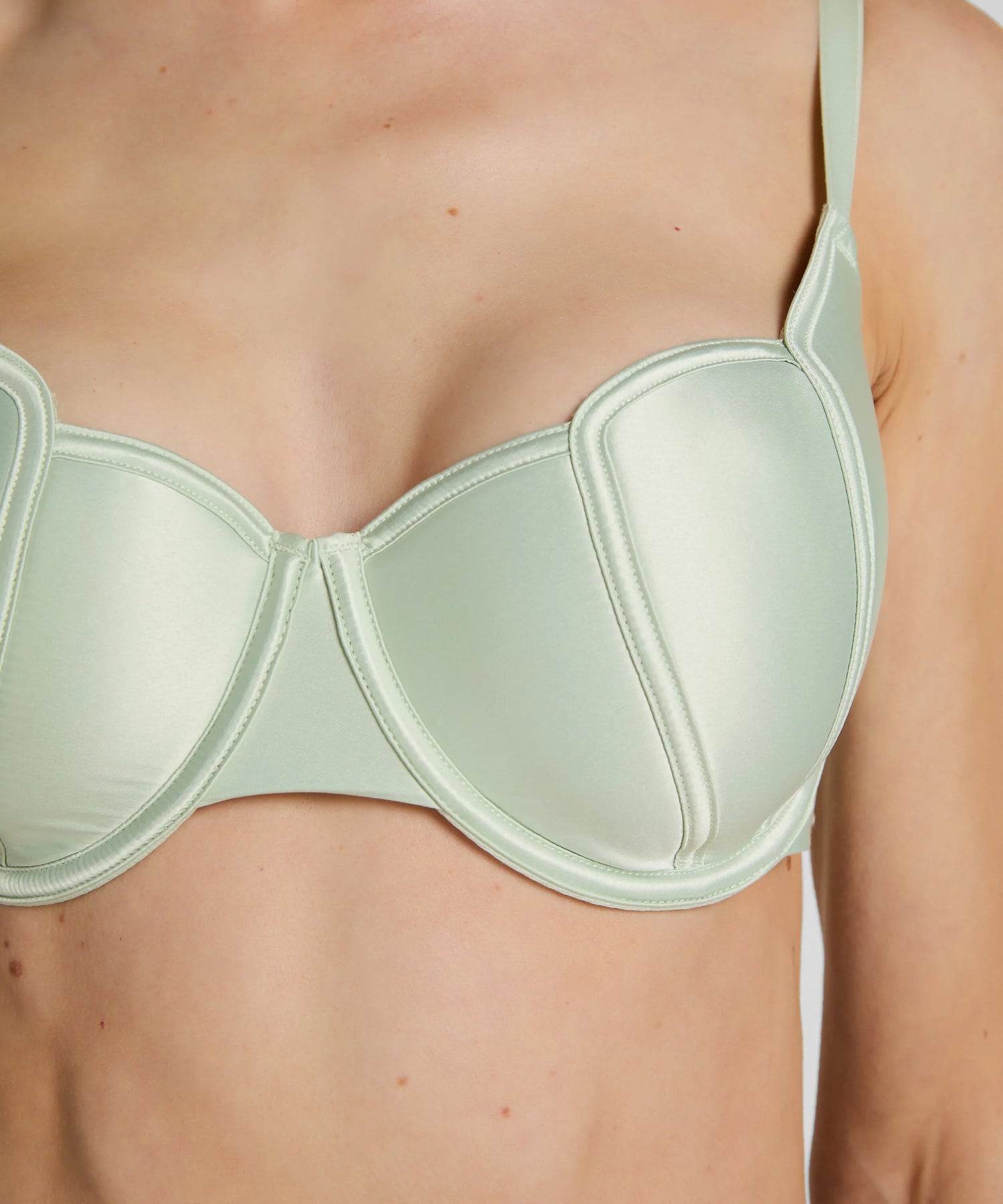 Hunkemoller Green Women Britt Padded Underwired Bra SKU: 304160_Green Image 02