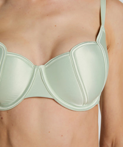 Hunkemoller Green Women Britt Padded Underwired Bra SKU: 304160_Green Image 02