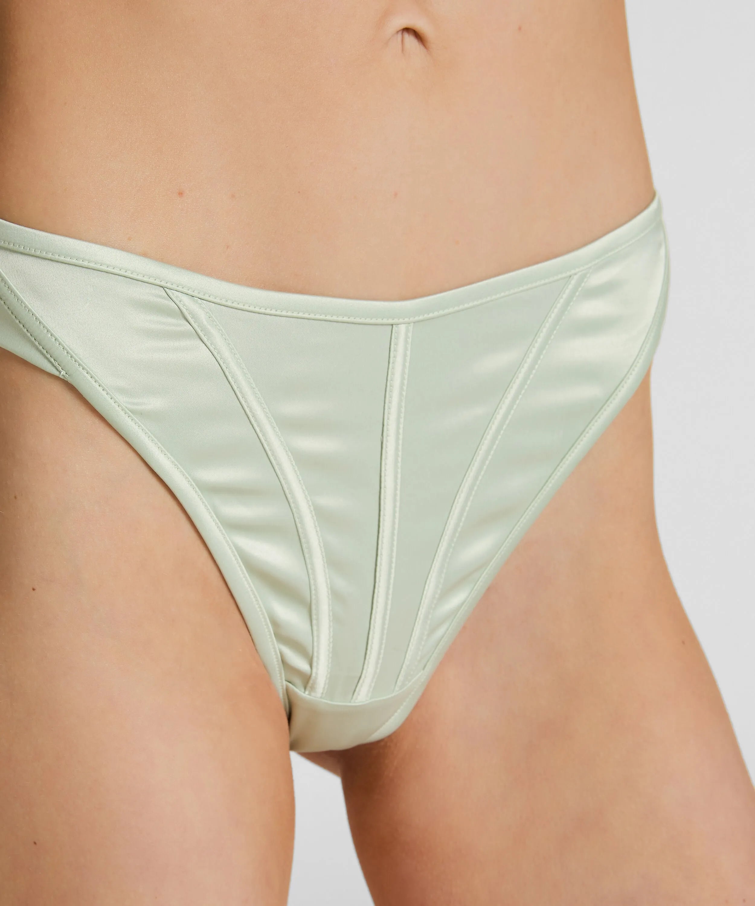 Hunkemoller Green Women Britt Highleg Thong SKU: 304161_Green Image 02