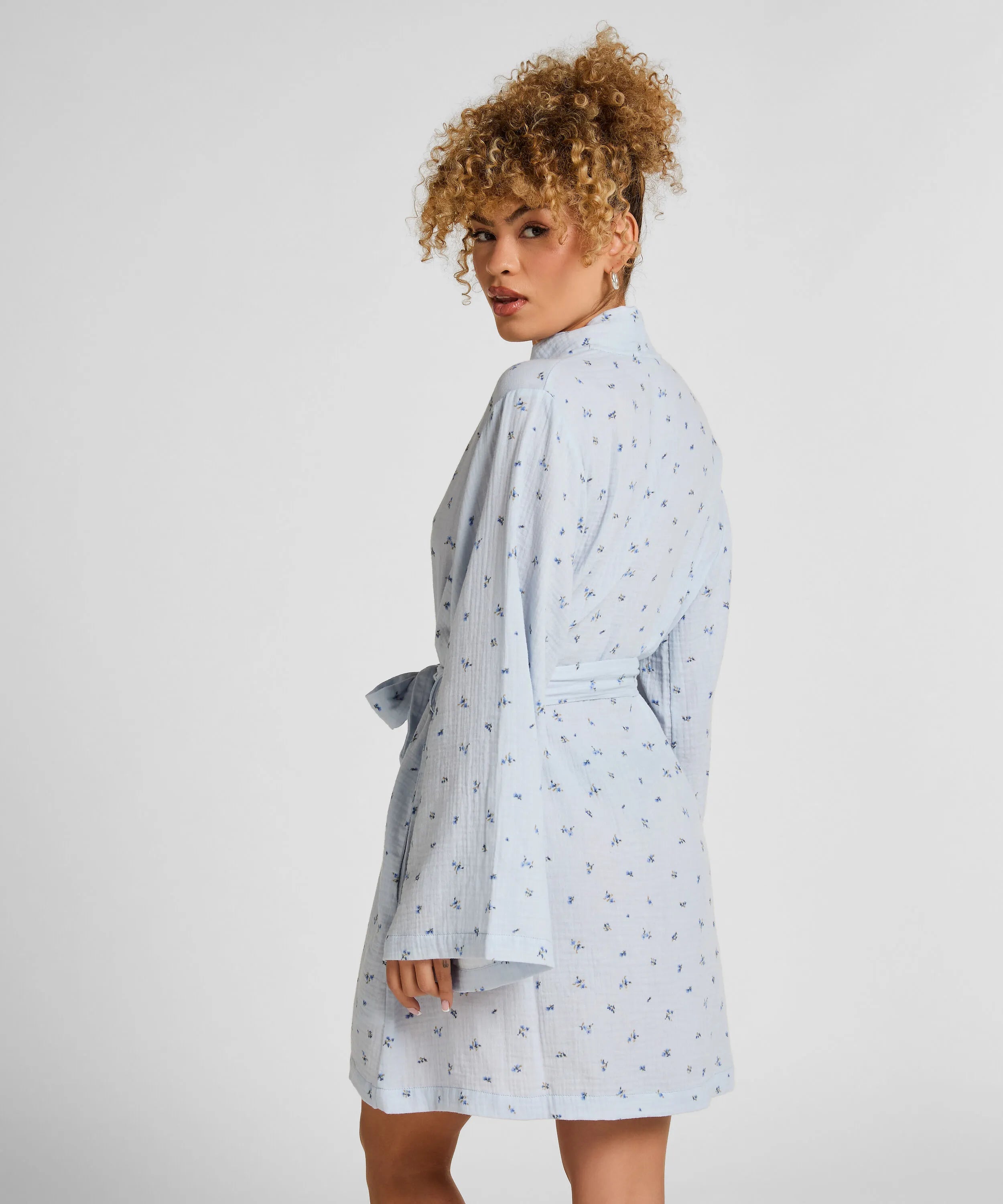 Hunkemoller Blue Women Muslin Robe Short SKU: 304591_Blue Image 03