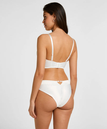 Hunkemoller Snow White Women Padded Underwired Bra Millie in Different Cup Sizes SKU: 304754_Snow White Image 04