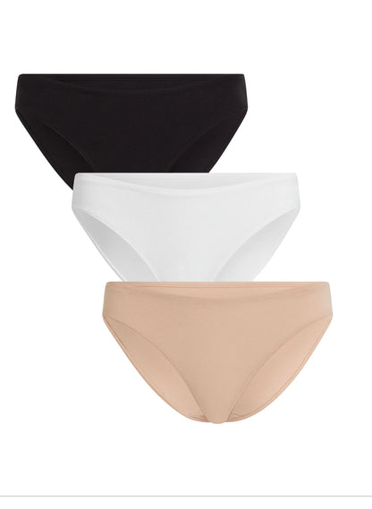 Hunkemoller Snow White Women 3-Pack Brazilian Kira SKU: 304912_Snow White Image 04