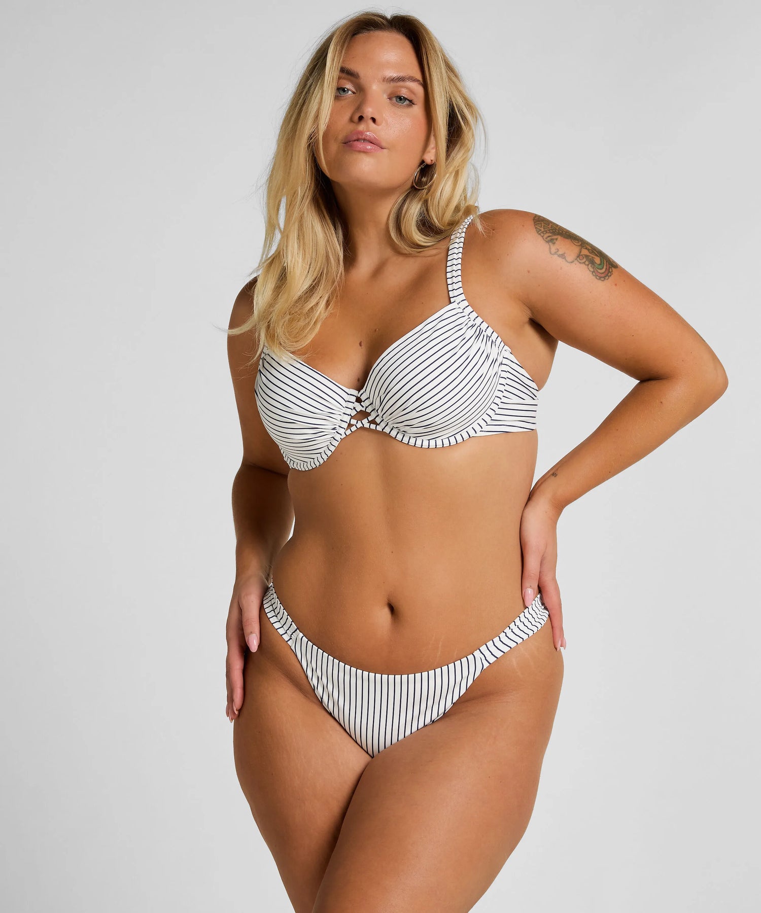 Hunkemoller White Women Stripes Highleg Bikini Bottom SKU: 305057_White Image 01