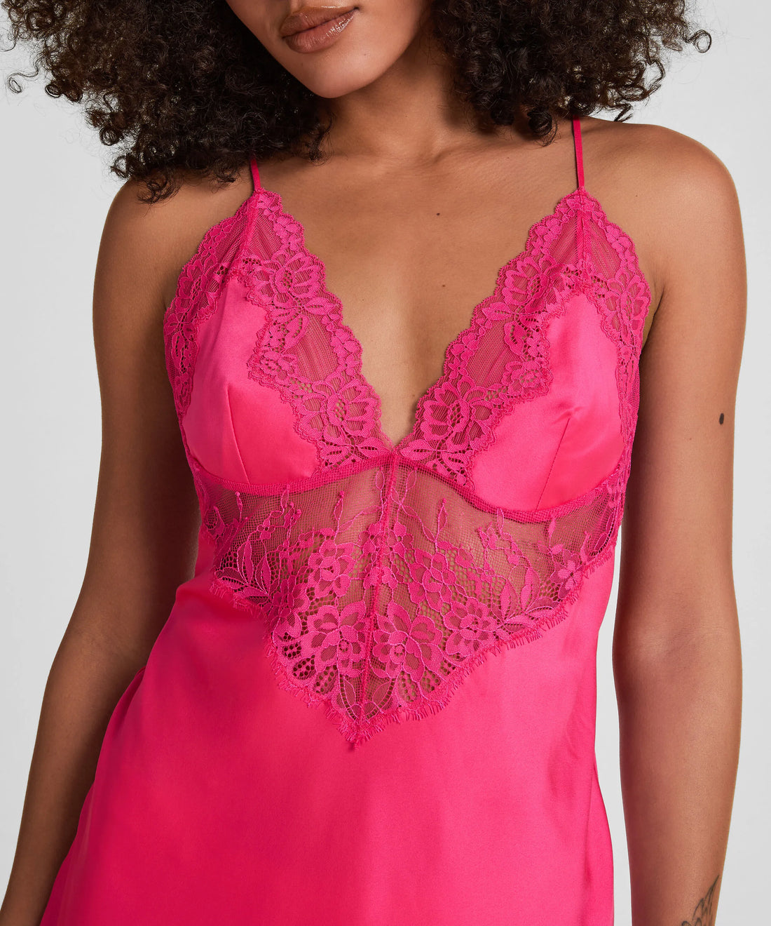 Hunkemoller Festival Fuchsia Women Slipdress Gabrielle SKU: 305248_Festival Fuchsia Image 02