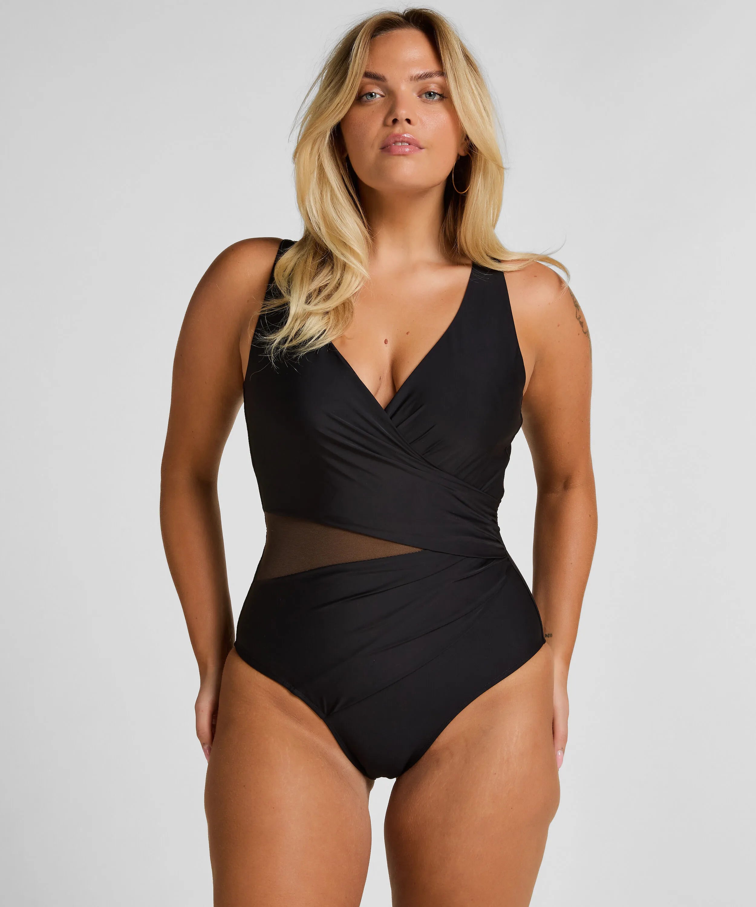 Hunkemoller Black Women Shaping Shell Mesh Swimsuit SKU: 305448_Black Image 01