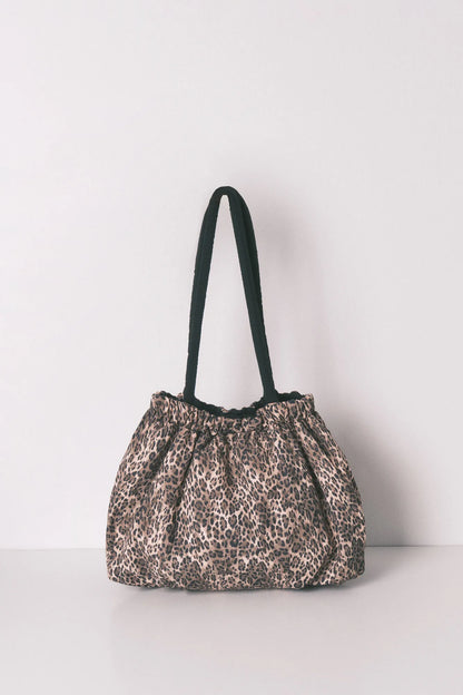 Women Secret_Nude_Animal Print Reversible Nylon Handbag_3062337_39_07